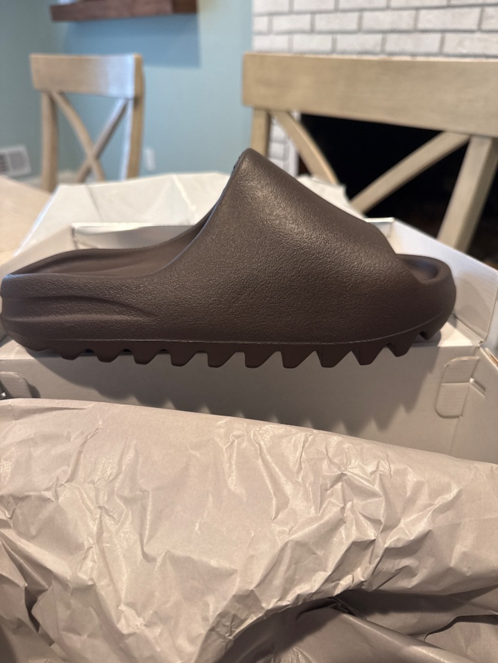 Yeezy slides - Picture 2 of 2